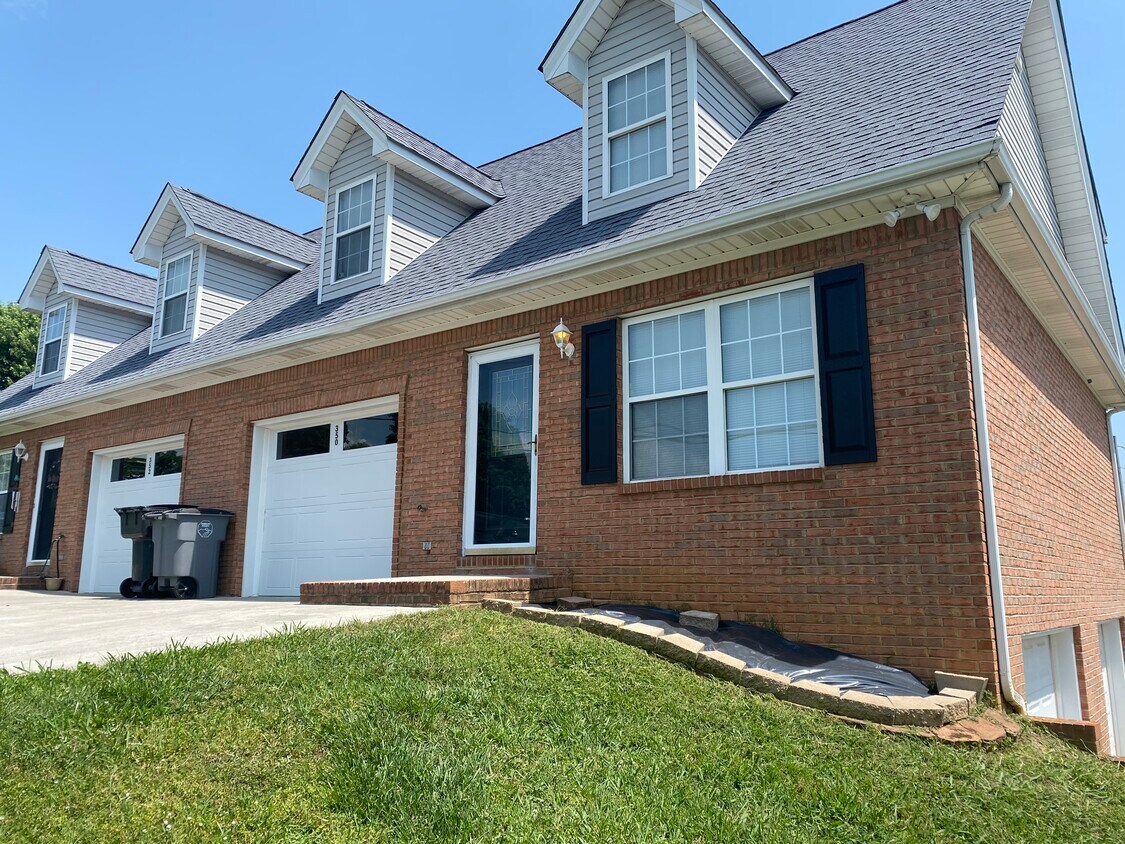 350 Greenbriar Rd, Talbott, TN 37877 Townhome Rentals in Talbott TN