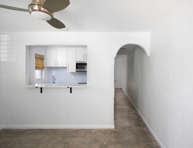 Foto del edificio - 1 Bedroom 1 Bathroom Apartment No Pets