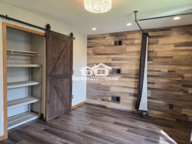 Foto del edificio - 930 Aspen Cir