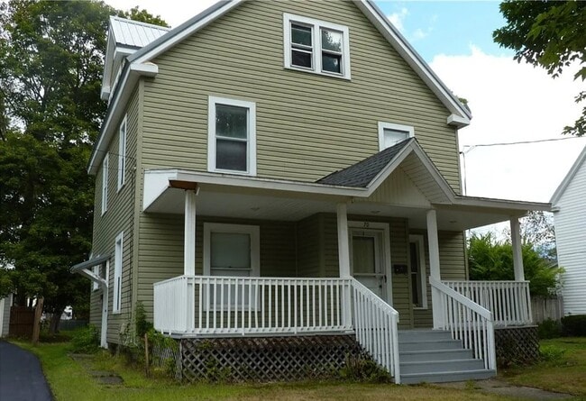 Building Photo - 70 Pershing Ave