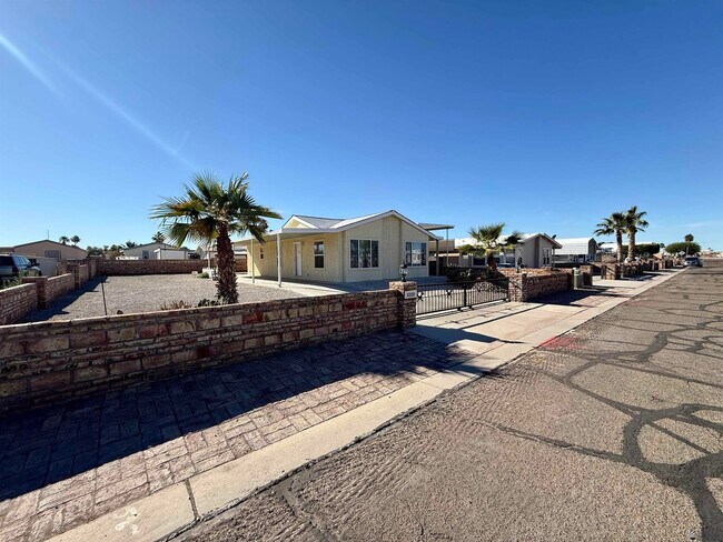 Foto del edificio - 13239 E 48th Dr