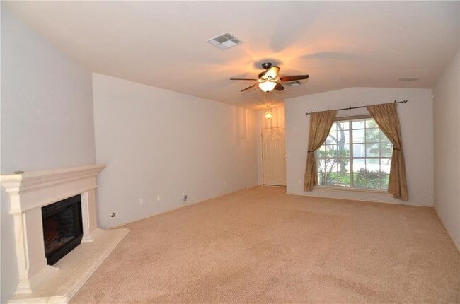 Building Photo - 3609 Ruby Red Dr