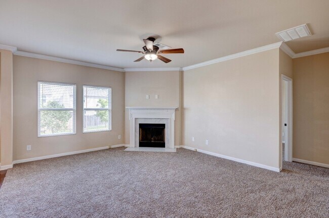 Foto del edificio - 654 Pemberton Dr