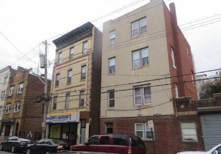 Foto principal - 149-151 Willow St