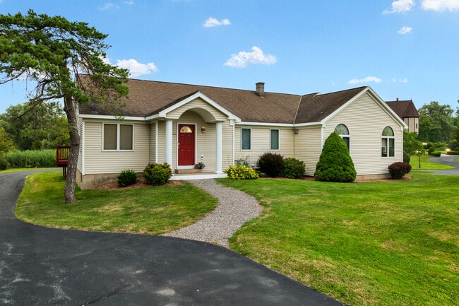 Building Photo - 8183 Kellogg St