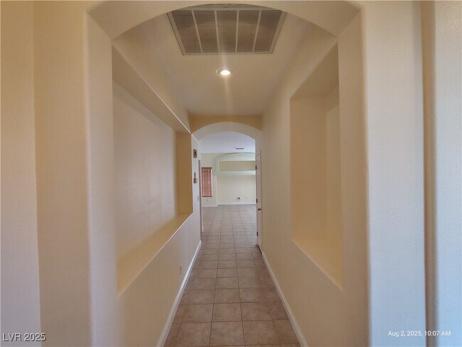 Foto del edificio - 6823 Crystal Rapids St