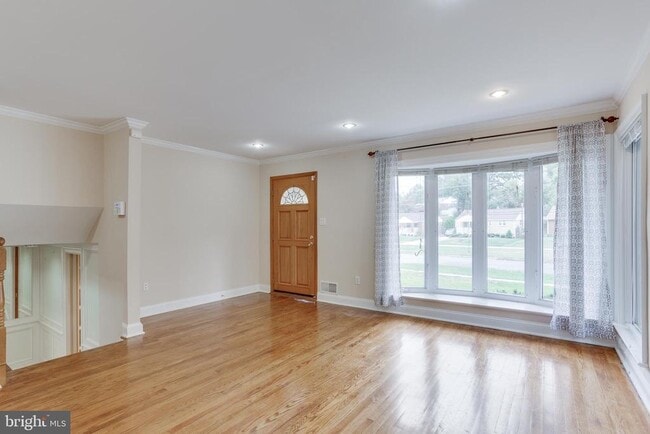 Building Photo - 12909 Grenoble Dr