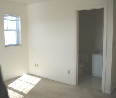 master bedroom - 1104 Holliday Hills Dr