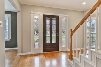 Building Photo - 423 W 32nd St