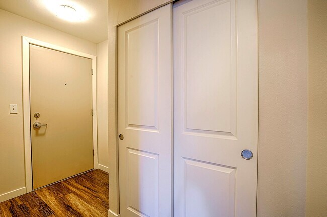 Foto del interior - 1800 Eastlake Apts (Scenic)