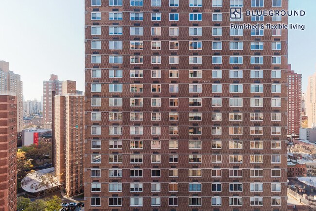 Foto del edificio - 345 E 94th St