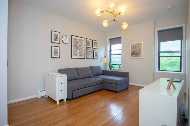 Foto del edificio - 271 York St