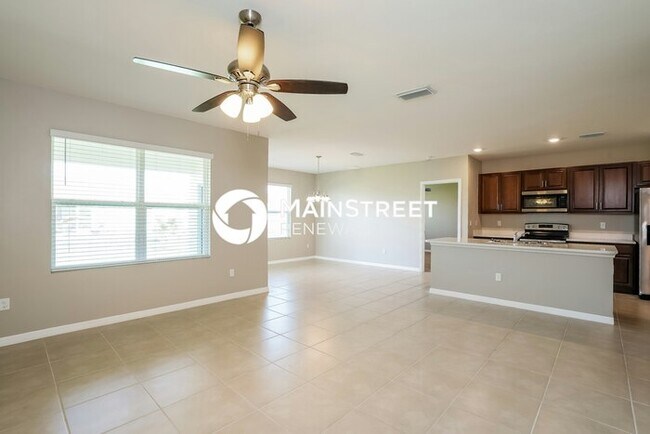 Foto del edificio - 3 Bedroom Pet-Friendly Home in Cape Coral, FL with Main Street Renewal