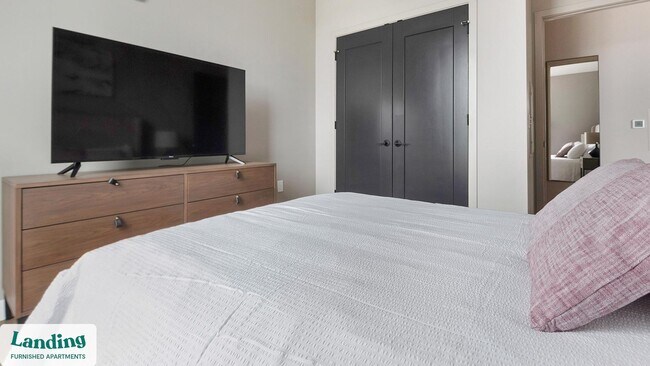 Building Photo - 299 DeBaliviere Ave