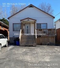 Building Photo - 581 Metcalfe St