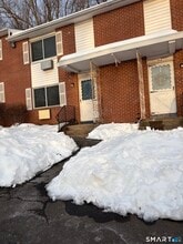 Building Photo - 273 Queen St