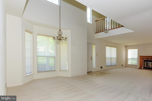 Building Photo - 6 Aldgate Ct