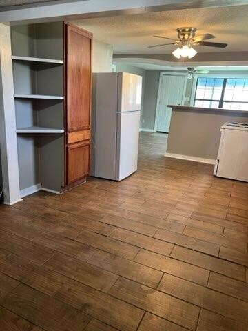 Foto del edificio - 6710 Phillips Ln