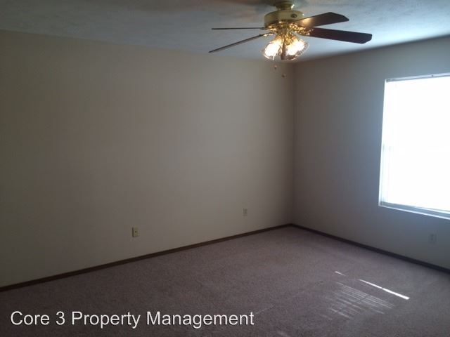 Foto del edificio - 2001 S Morris Ave