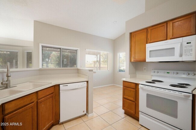 Foto del edificio - 8158 N 104th Ave