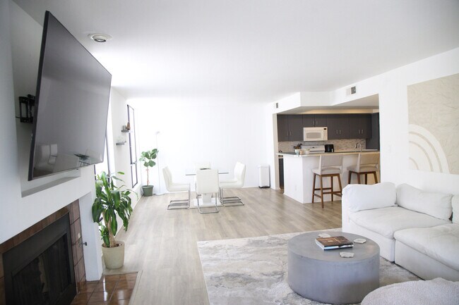 Foto del edificio - 1312 S Saltair Ave