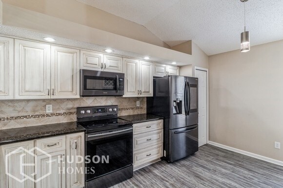 Building Photo - 1277 Brookwood Bluff Rd E