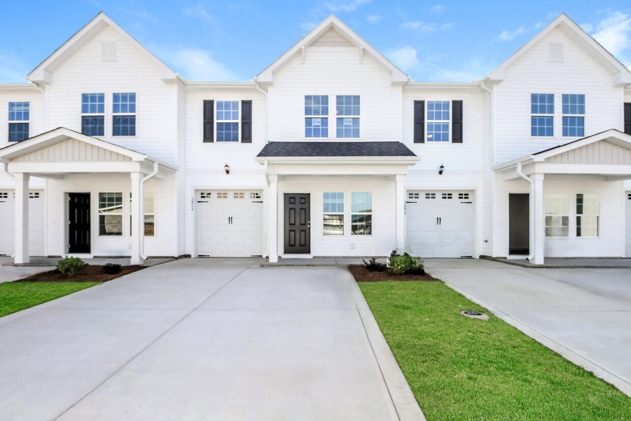 Foto principal - 2804 Summer Townes Wy