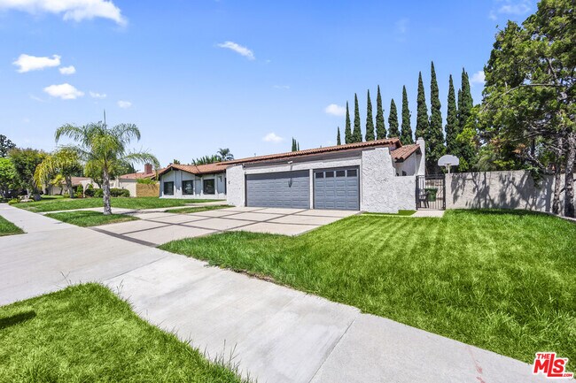 Building Photo - 9724 Bothwell Rd