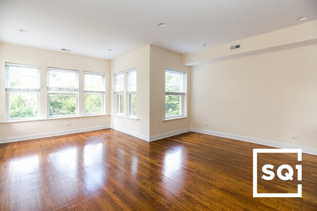 Foto del edificio - 4733 N Washtenaw Ave