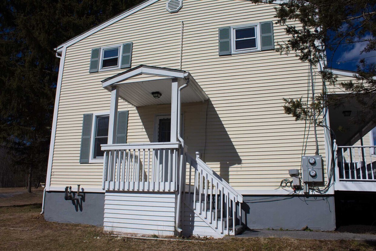Primary Photo - 173 Cardinal Rd