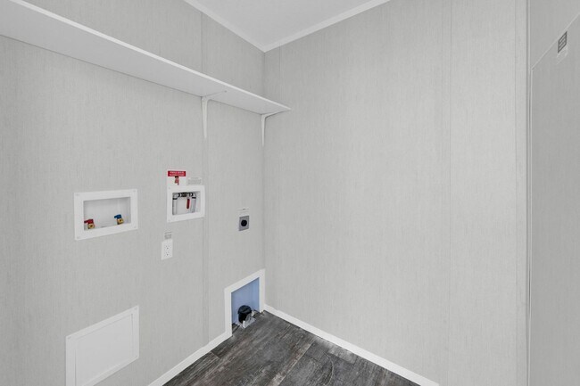 Foto del edificio - BRAND NEW 3-bedroom 2-Bath Mobile Home in ...