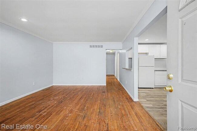 Foto del edificio - 21046 Wakedon St