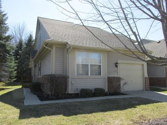 Foto principal - 41755 Independence Dr