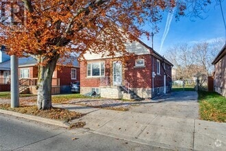 Building Photo - 338 Upper Gage Ave