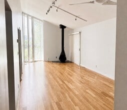 Building Photo - 251 S 700 E