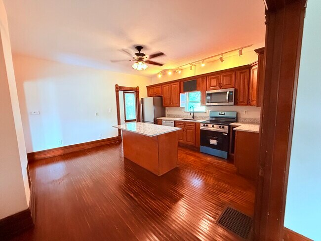 Foto del edificio - 434 S Perry St