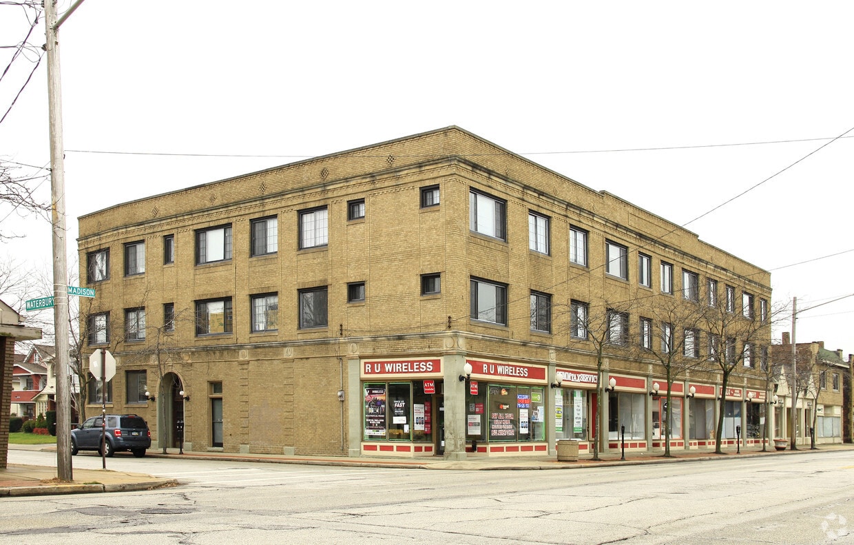 Primary Photo - 13335-13349 Madison Ave