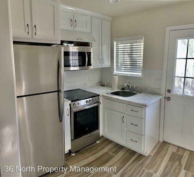 Primary Photo - 43 Villa St