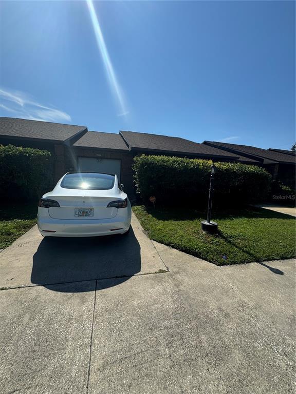 Building Photo - 5666 Tomoka Dr
