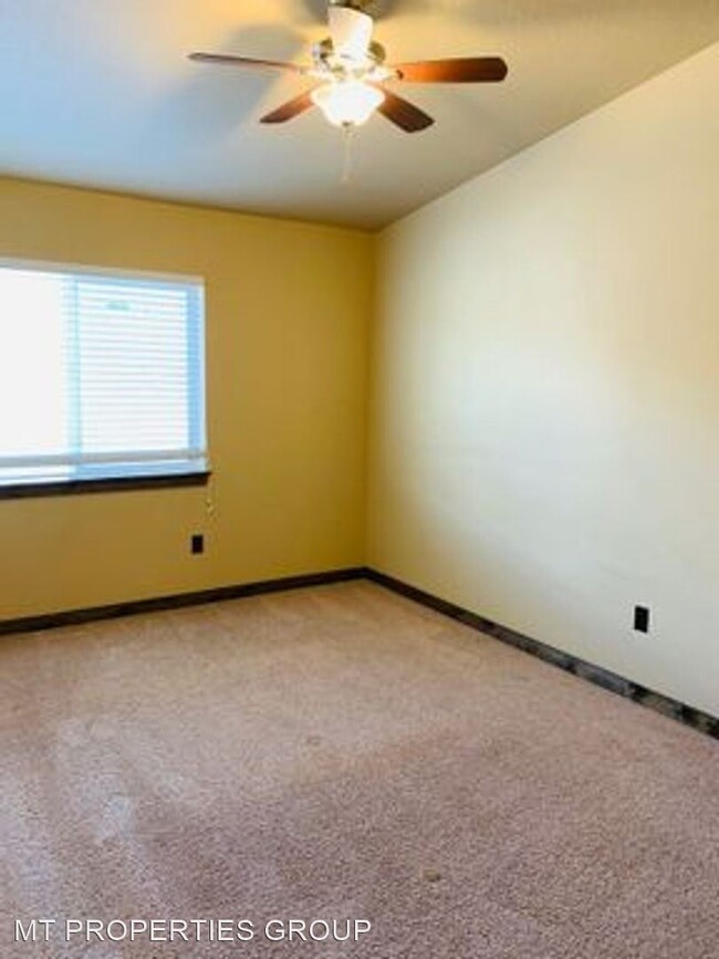 Foto del edificio - 630 N 5th St W
