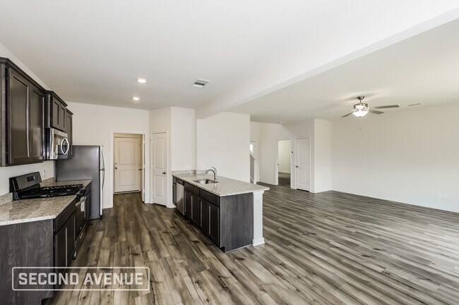 Building Photo - 9617 Sierra Grande Dr
