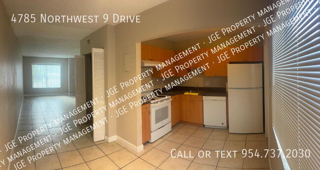 Foto del edificio - 4785 NW 9th Dr