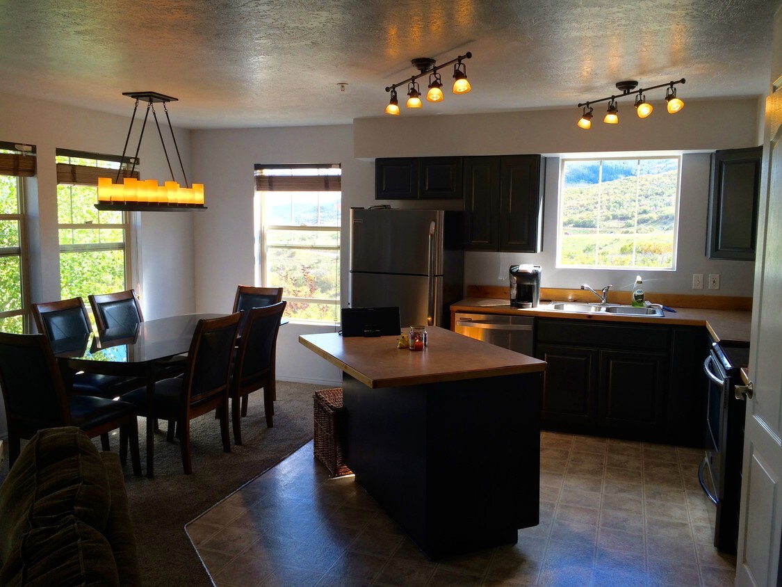 1797 Fox Bay Dr, Heber City, UT 84032 Condo for Rent in Heber City