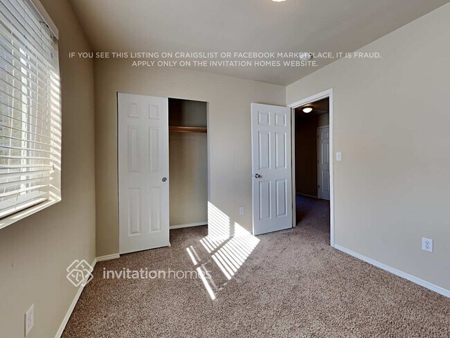 Building Photo - 11118 187 St E