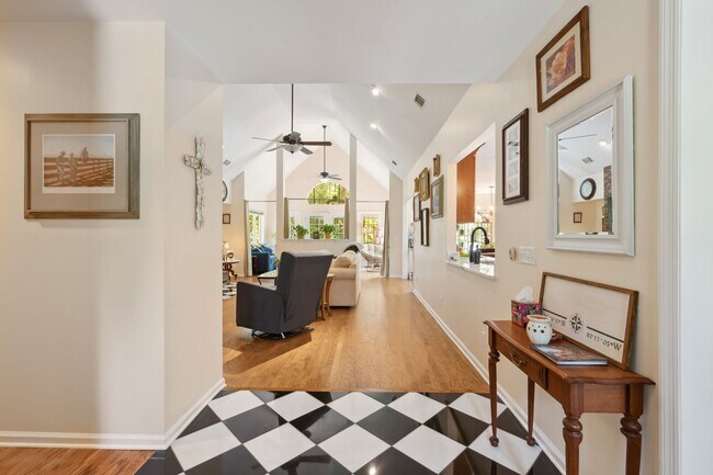 Foto del edificio - Everything included in rent price!! 3 Bedr...