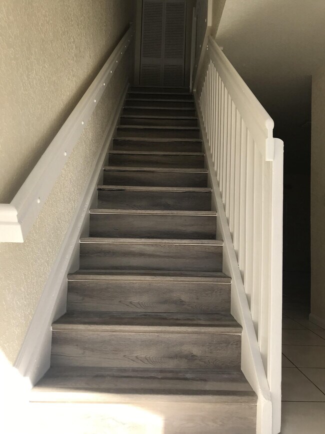 Building Photo - 974  Summit Lake Drive  West Palm Beach Fl...