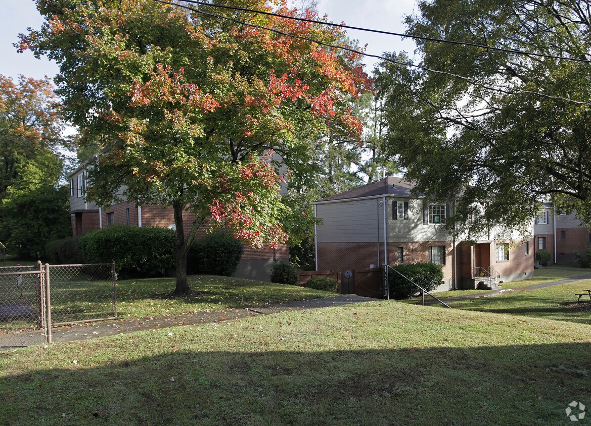 Primary Photo - Seminole Court