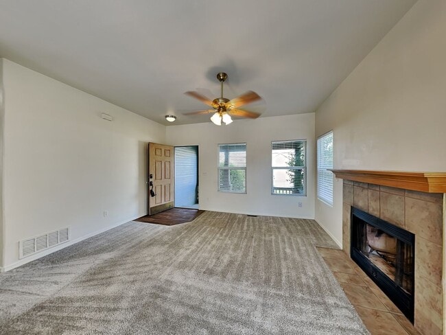 Building Photo - 7265 Waterman Way