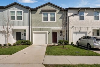 Building Photo - 840 Grandin St