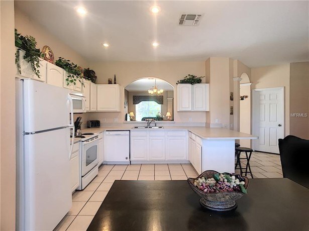Foto del edificio - 2613 Dinville St, Kissimmee, FL 34747